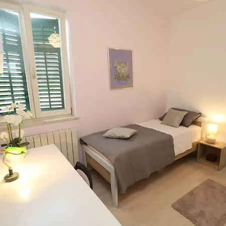 Comfort & Bright 3 Bedroom 公寓 *