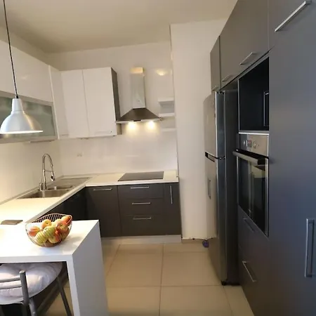 公寓 Comfort & Bright 3 Bedroom *
