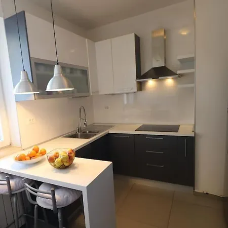 Comfort & Bright 3 Bedroom 公寓 *